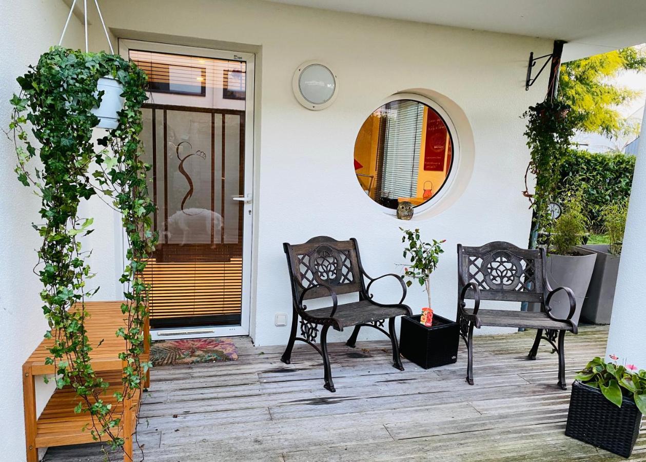 Le 19 Bed & Breakfast Sene Exterior photo