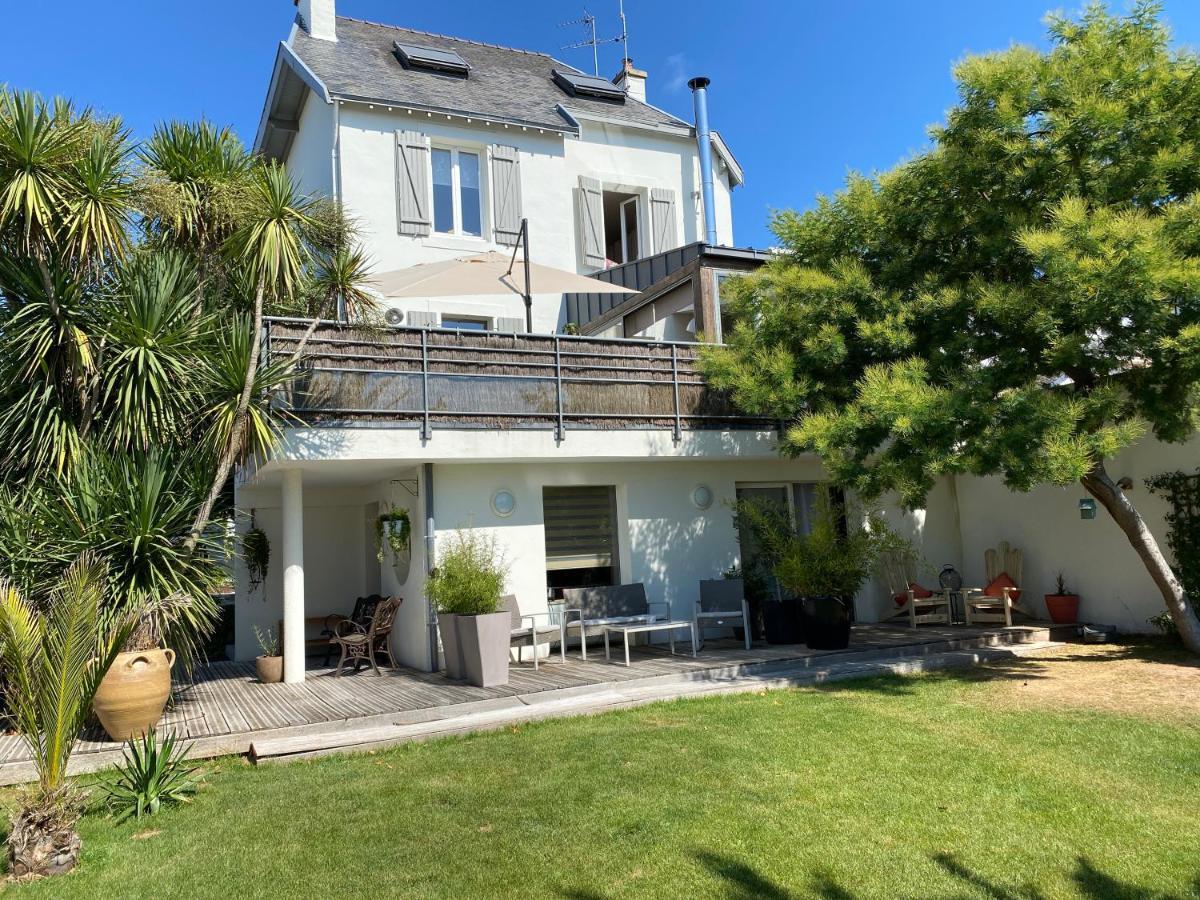 Le 19 Bed & Breakfast Sene Exterior photo